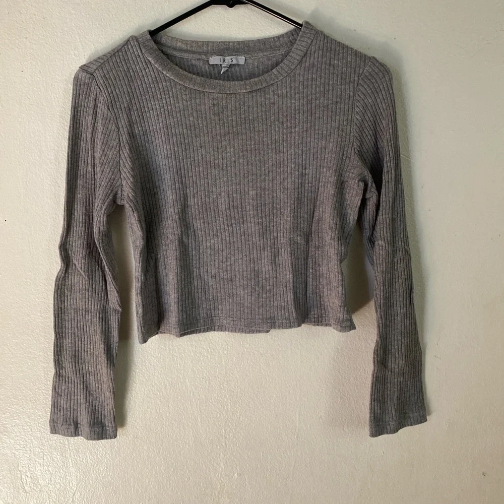 Gray Ribbed Two-Piece Set - Picture 3 of 4